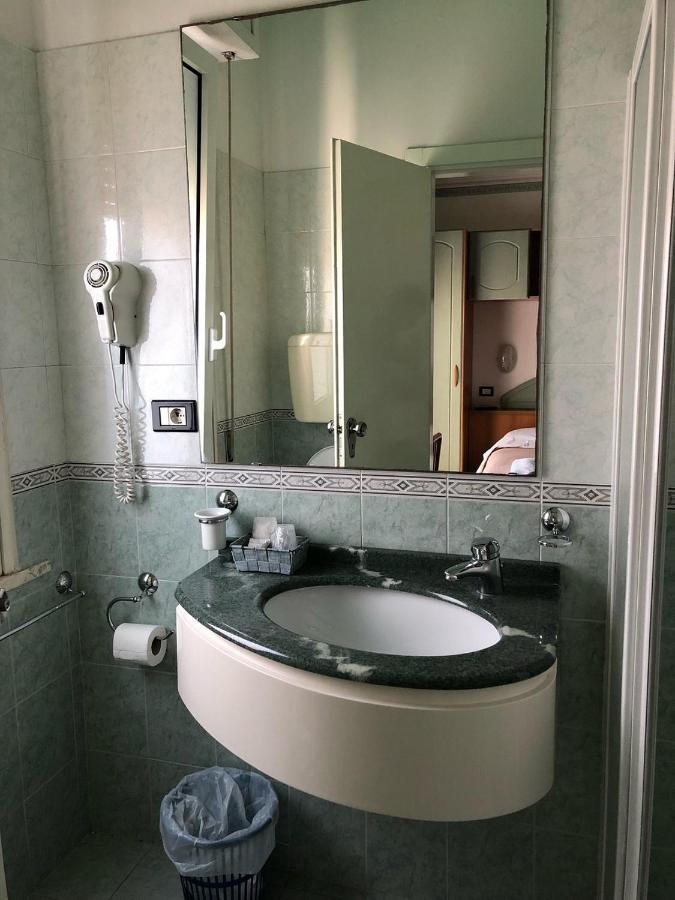 Hotel Augustus Gatteo a Mare Buitenkant foto