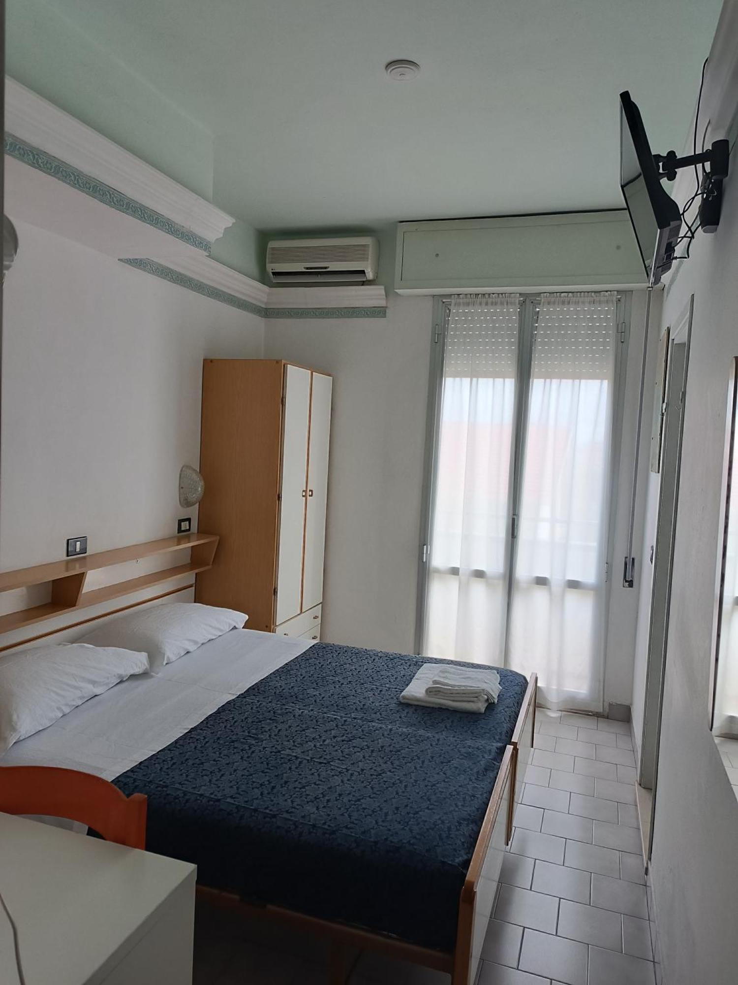 Hotel Augustus Gatteo a Mare Buitenkant foto
