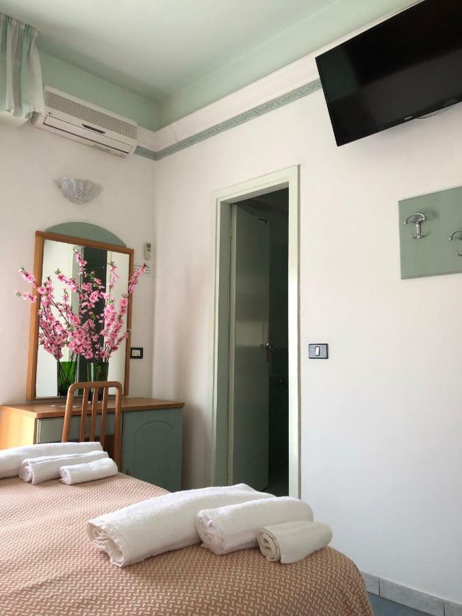 Hotel Augustus Gatteo a Mare Buitenkant foto
